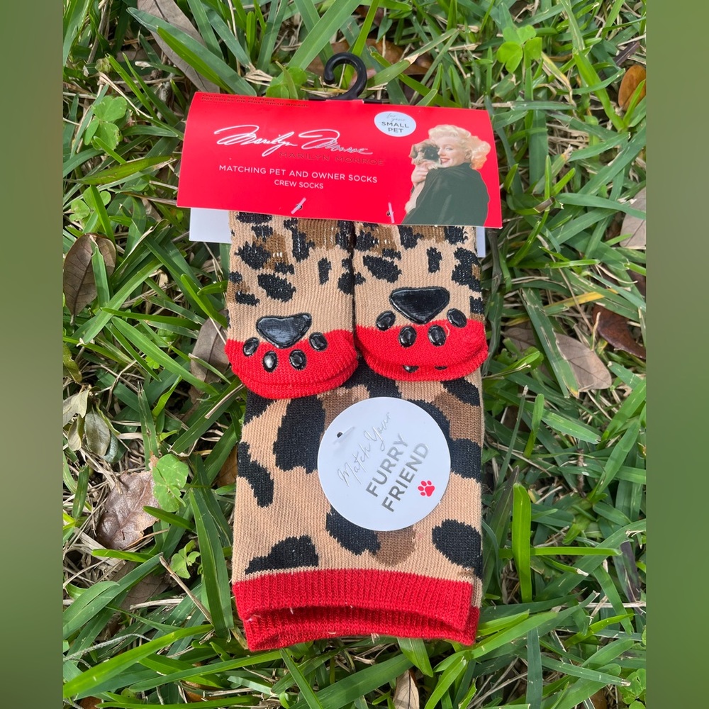 Marilyn Monroe Owner and Pet Matching Leopard Socks